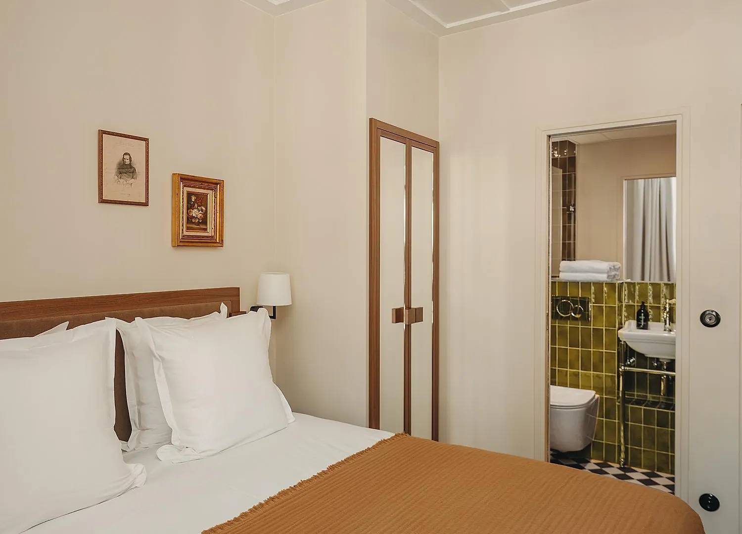 Hotel Du Savoir Paris France