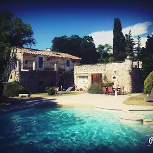 https://le-mas-de-lily-rose-valaurie.hotels-rhonealpes.com