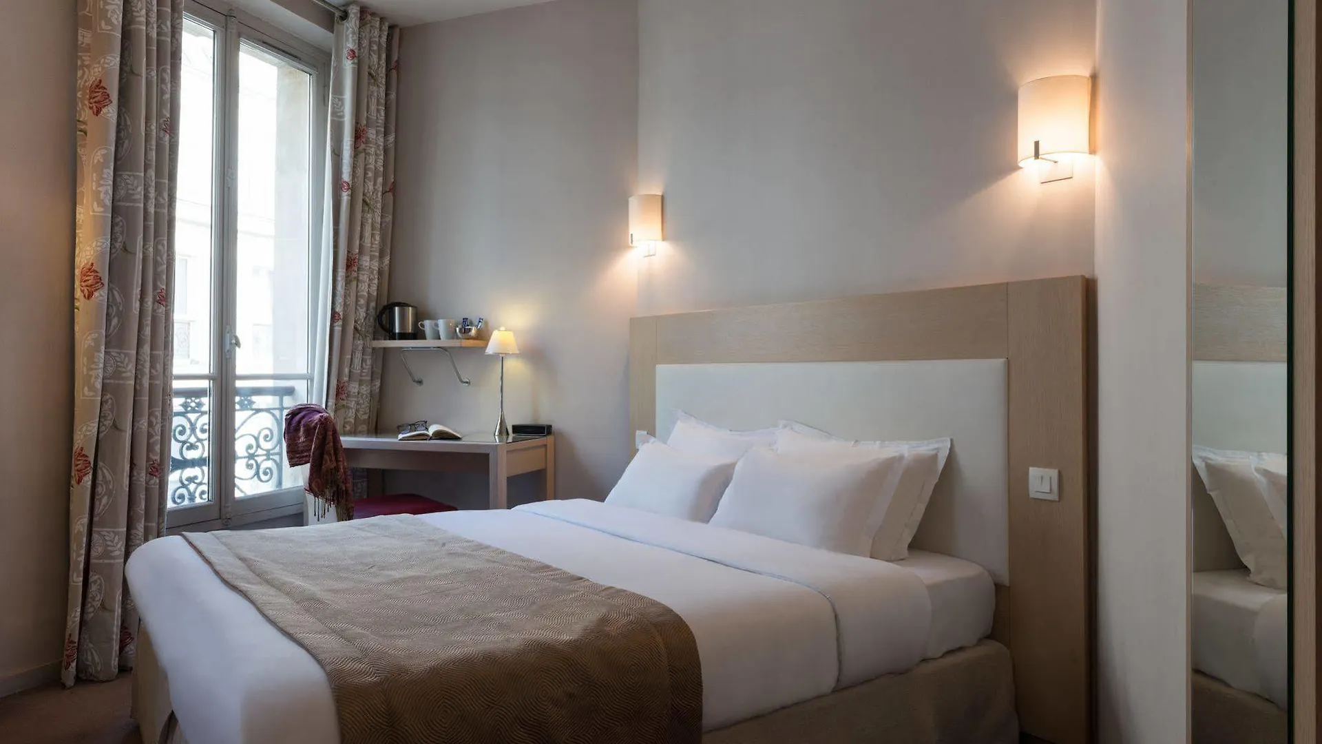 Hotel Du Savoir Parijs