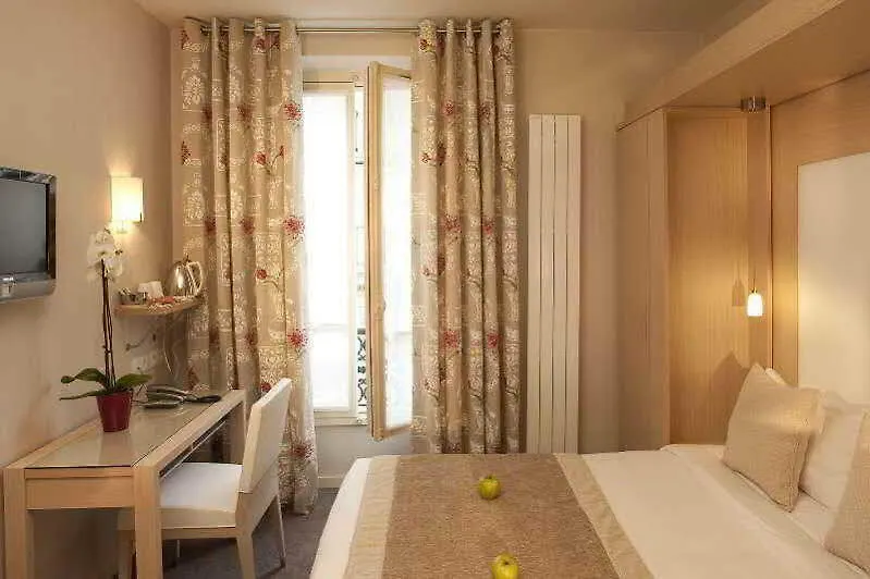 Hotel Du Savoir Paris France